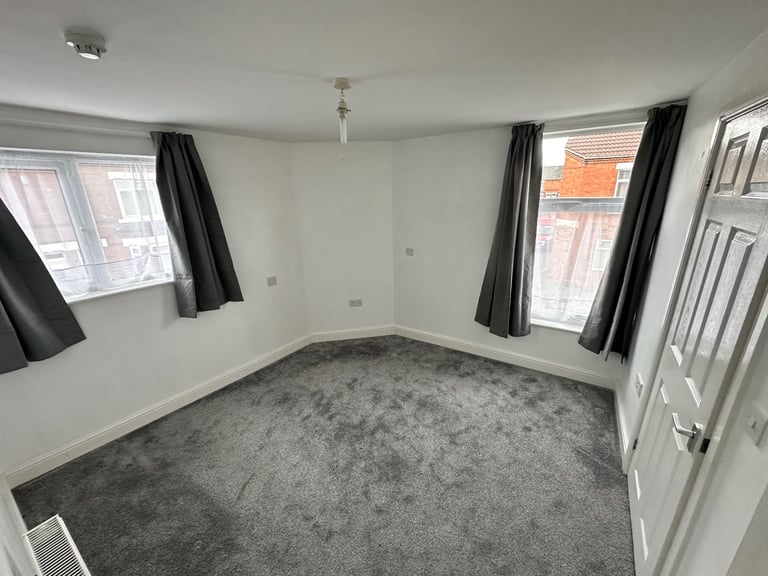 One bedroom mini flat ALL BILLS PAID FOR WHEATLEY 