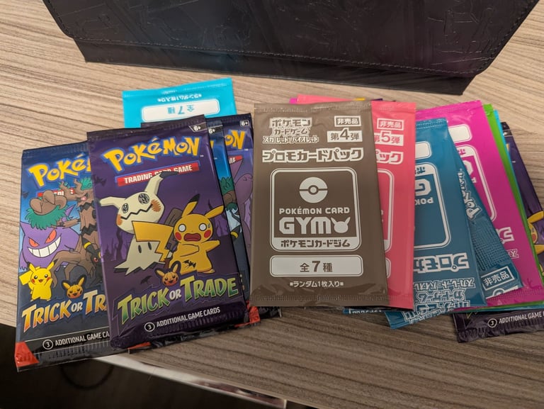 Small Pokémon card collection (read description)