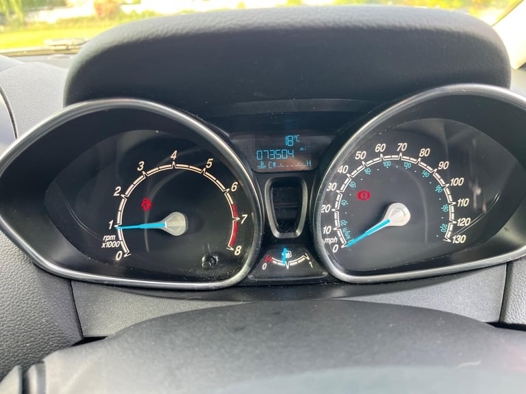 2016 Ford B-MAX 1.0T EcoBoost Zetec Red Edition Euro 6 (s/s) 5dr MPV Petrol Manual