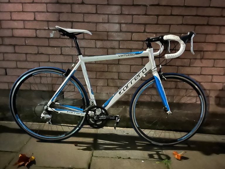 image for Carrera aluminium road bike. Triban trek Boardman Raleigh pinnacle Btwin Whyte gt