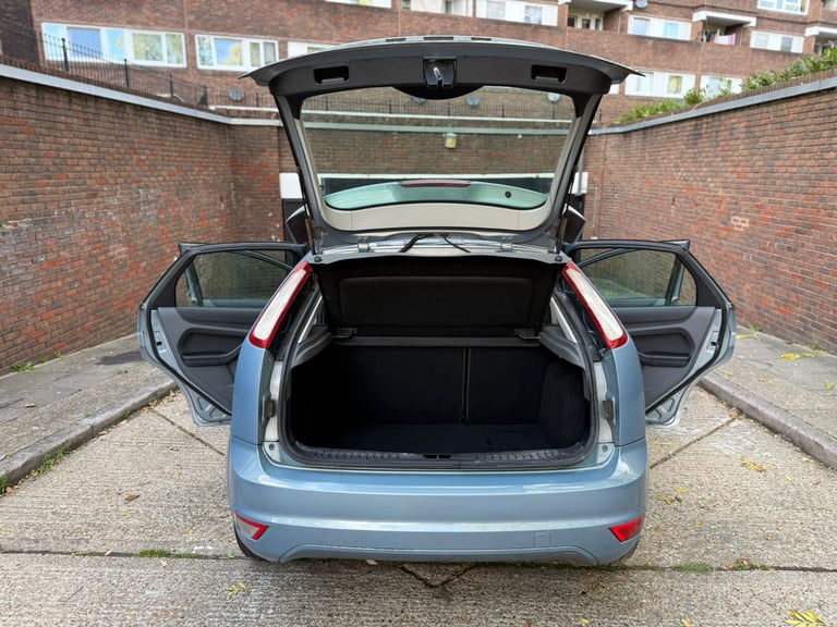Ford, FOCUS, Hatchback, 2009, Manual, 1596 (cc), 5 doors