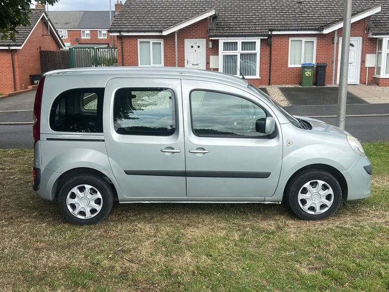 2012 Renault Kangoo 1.6 Expression 5dr Auto [AC] MPV Petrol Automatic