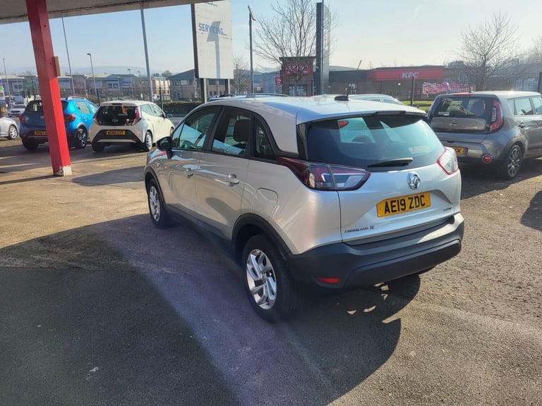 2019 Vauxhall Crossland X 1.2T ecoTec [110] SE 5dr [6 Speed] [S/S] HATCHBACK Petrol Manual