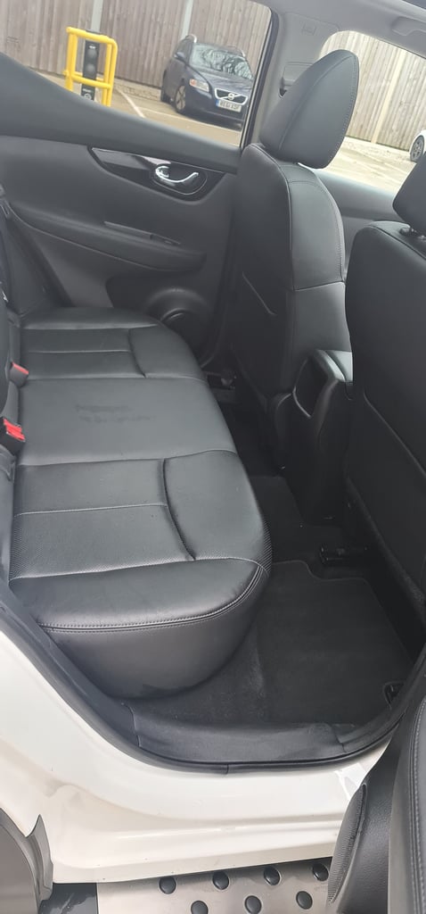 Nissan Qashqai Tekna (2014) 1.6 dCi Tekna SUV 5dr Diesel 109k Warranted Miles