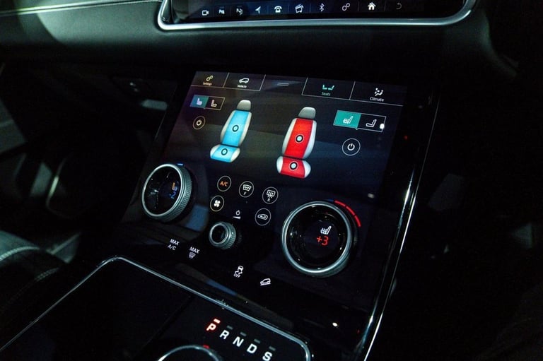 2019 Land Rover Range Rover Velar 3.0 D300 R-Dynamic HSE SUV 5dr Diesel Auto 4WD Euro 6 (s/s) (30...