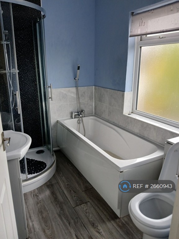 3 bedroom house in Nursery Lane, Northampton, NN2 (3 bed) (#2660943)