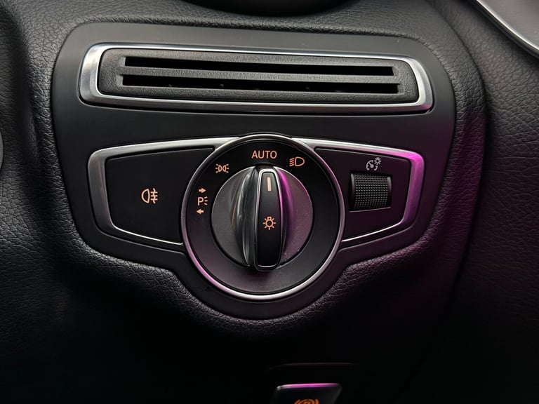 2019 Mercedes-Benz C Class C220d AMG Line Premium 2dr 9G-Tronic COUPE DIESEL Automatic