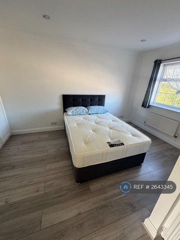 image for 1 bedroom in Lee High Road, London, SE13 (#2643345)