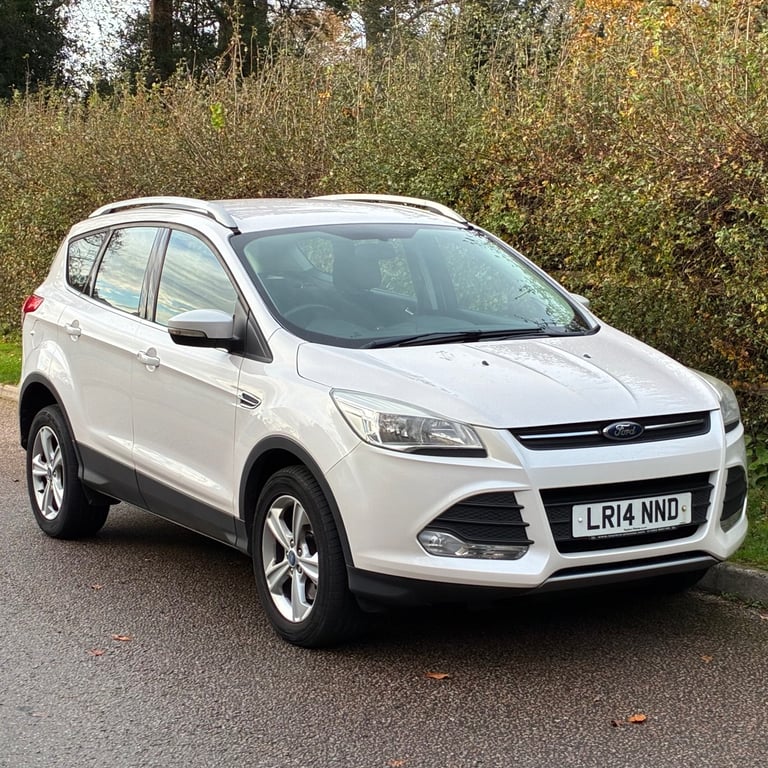 2014 FORD KUGA ZETEC POWERSHIFT - 4X4 - 2.0 TDCI - NEW MOT - FULL SERVICE HISTORY
