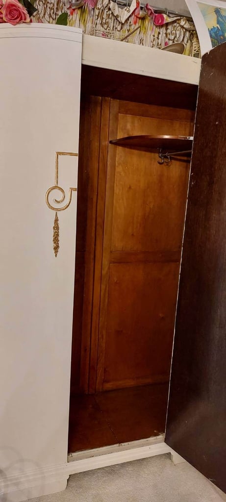 *Reduced* Vintage Art-Deco Unique Off-white and gold Wooden wardrobe