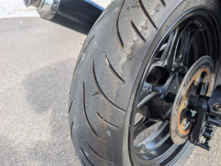 TRIUMPH SPEED TRIPLE 750