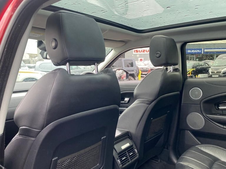 2016 Land Rover Range Rover Evoque 2.0 TD4 SE TECH 5d 177 BHP Estate Diesel Manual