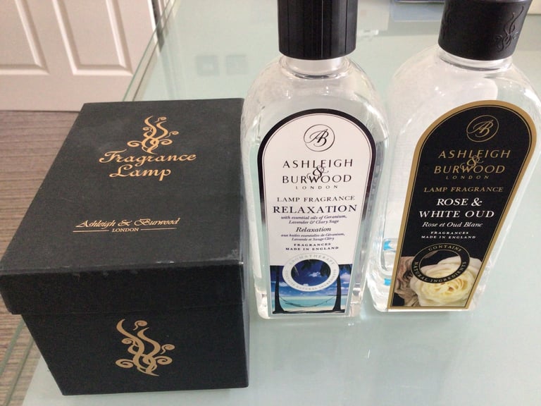 Ashleigh and Burwood fragrance lamp