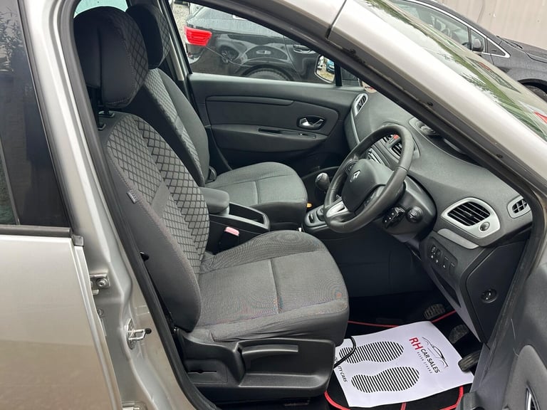 2010 Renault Scenic 1.5 dCi I-Music Euro 4 5dr MPV Diesel Manual