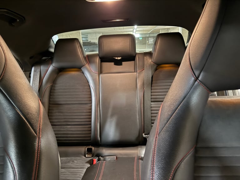 Mercedes-Benz, CLA, Saloon, 2014, Manual, 1796 (cc), 4 doors