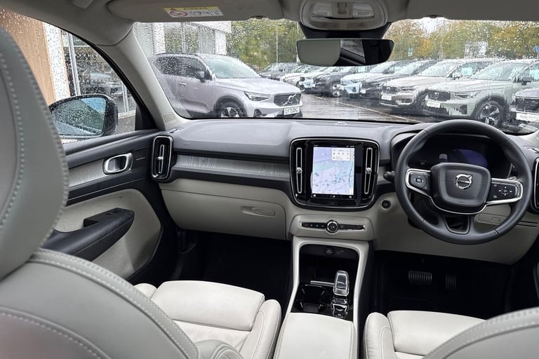 2022 Volvo XC40 2.0 B4 MHEV Ultimate SUV 5dr Petrol Hybrid DCT Auto Euro 6 (s/s) (197 ps) ESTATE ...