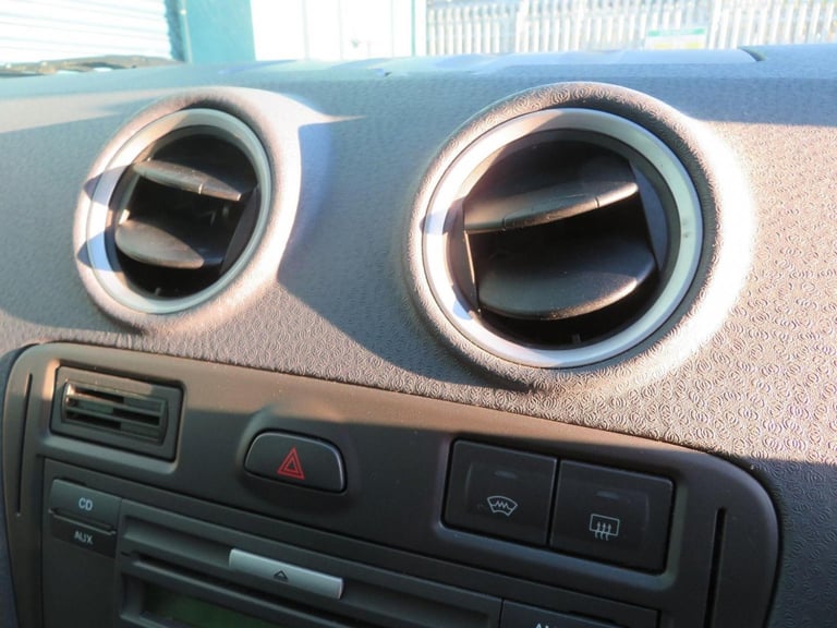 FORD FUSION 1.6 Zetec 5dr 2009