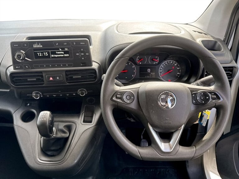 2020 Vauxhall Combo 2300 1.5 Turbo D 100ps H1 Sportive Van PANEL VAN DIESEL Manual