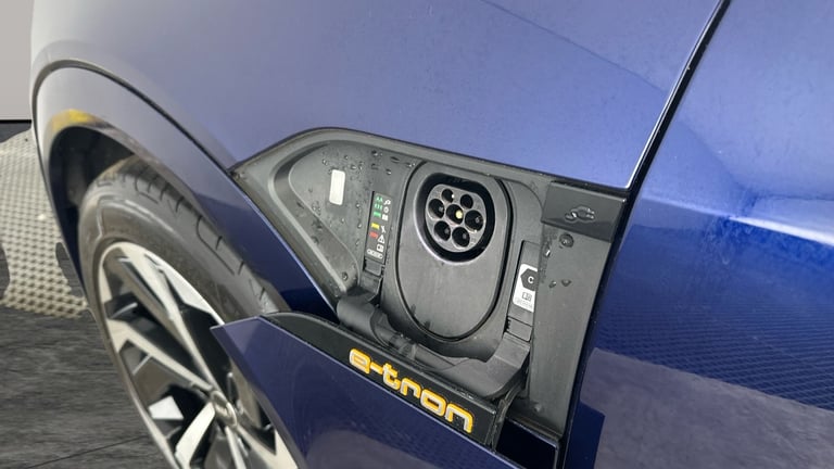 2022 Audi e-tron 50 Black Edition SUV 5dr Electric Auto quattro 71.2kWh (11kW Charger) (313  Suv ...