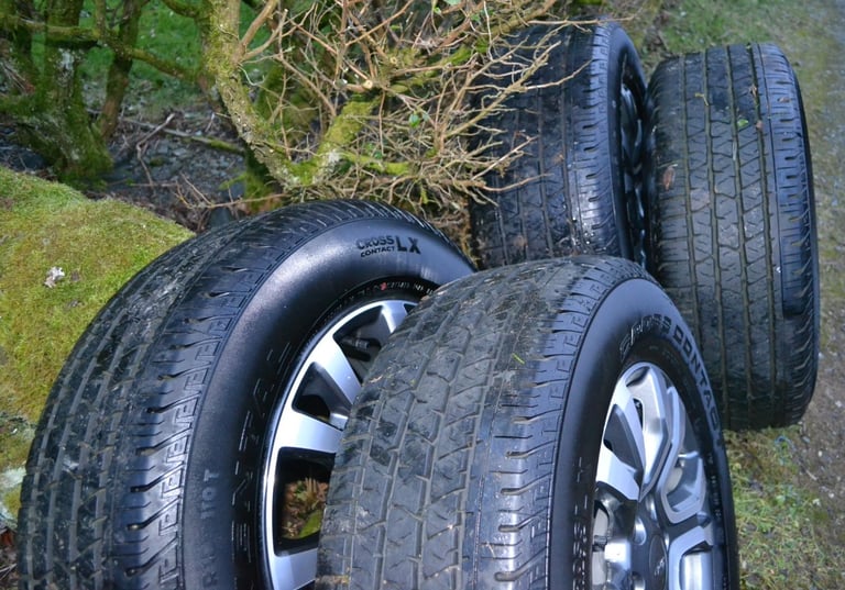 Ford Ranger 18 inch Diamond Machine Faced Alloy Wheels with Continental Tyres
