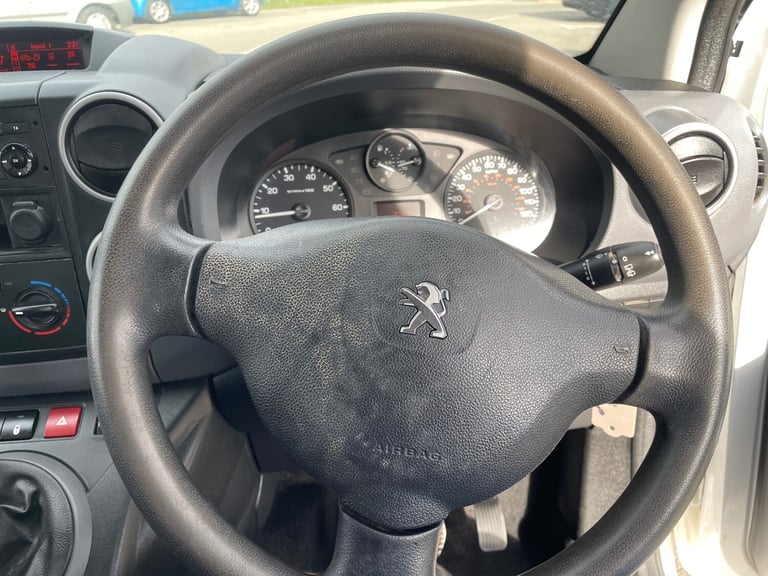 2019 Peugeot Partner 715 S 1.6 BlueHDi 100 Crew Van PANEL VAN Diesel Manual