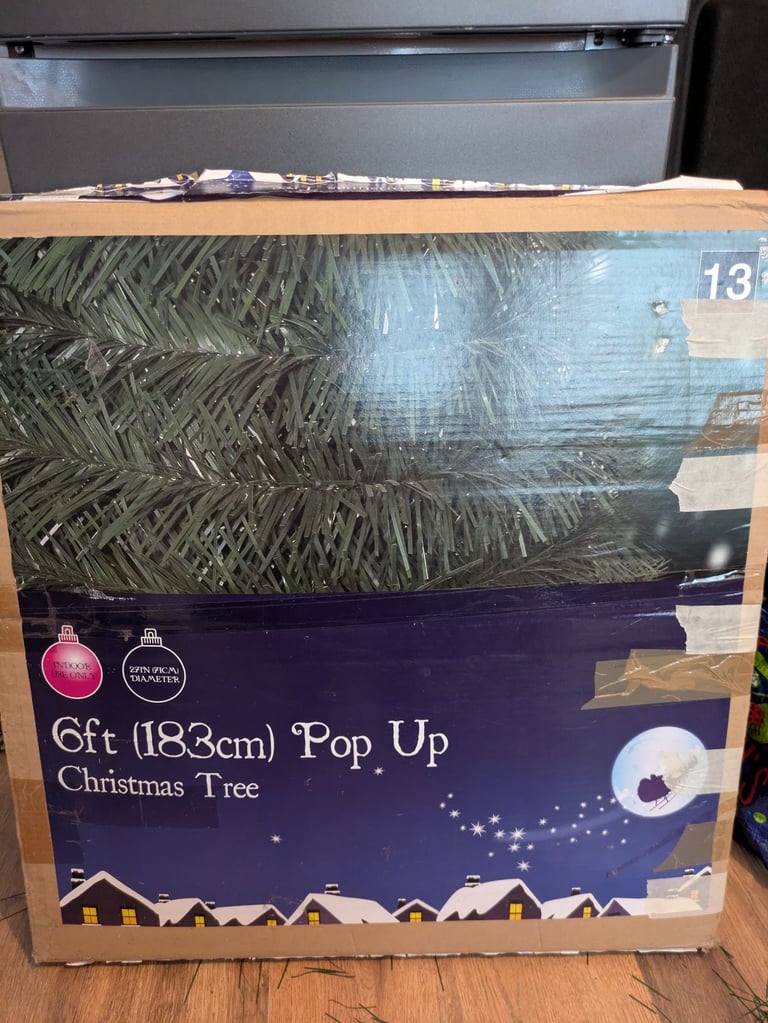 image for 6ft pop up Christmas tree.