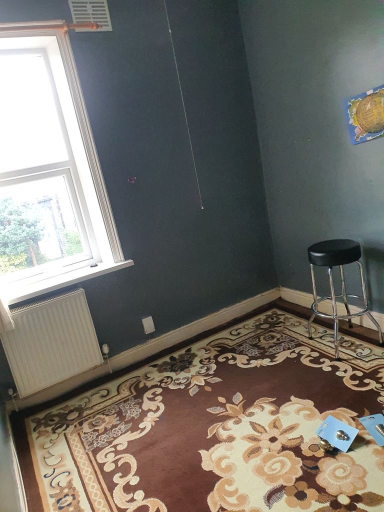 image for 2 bed flat