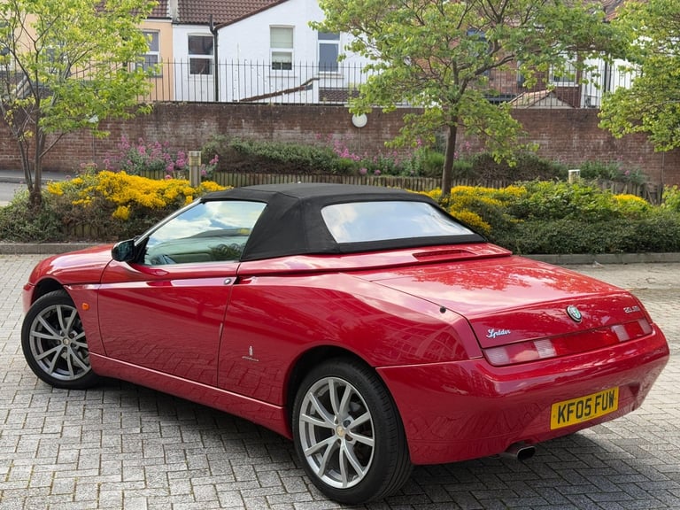 2005 Alfa Romeo Spider 2.0 JTS Lusso 2dr CONVERTIBLE Petrol Manual
