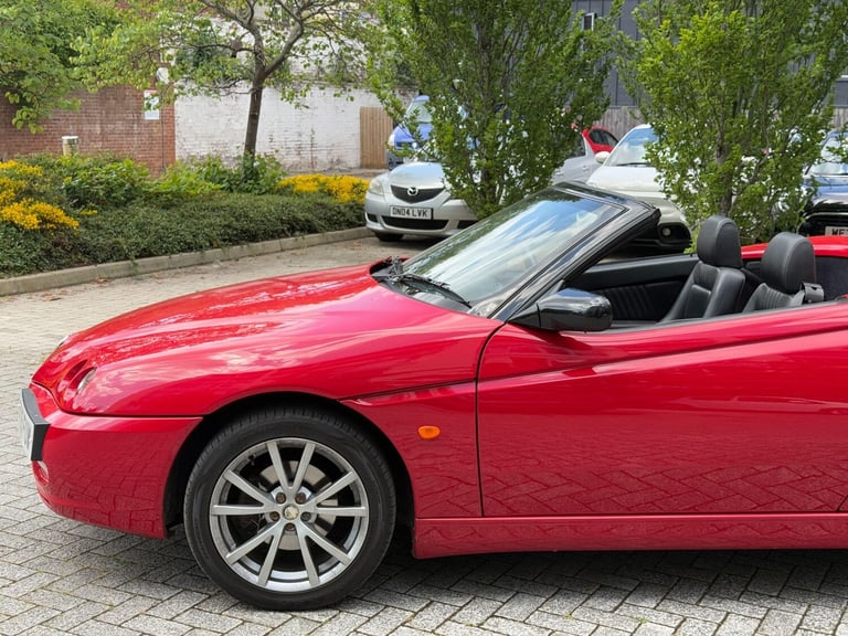 2005 Alfa Romeo Spider 2.0 JTS Lusso 2dr CONVERTIBLE Petrol Manual