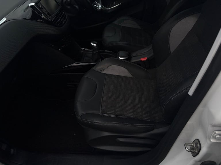 2015 Peugeot 2008 1.2 VTi PureTech Allure Euro 5 5dr HATCHBACK Petrol Manual
