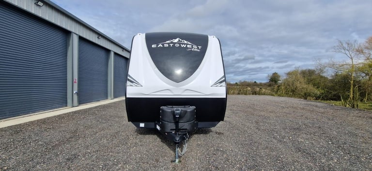 EX DEMO Forest River East To West Alta 2810KIK American Caravan 5th Wheel