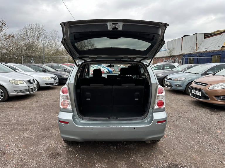 2008 Toyota Corolla Verso 2.2 D-4D SR MPV 5dr Diesel Manual (167 g/km  134 bhp)