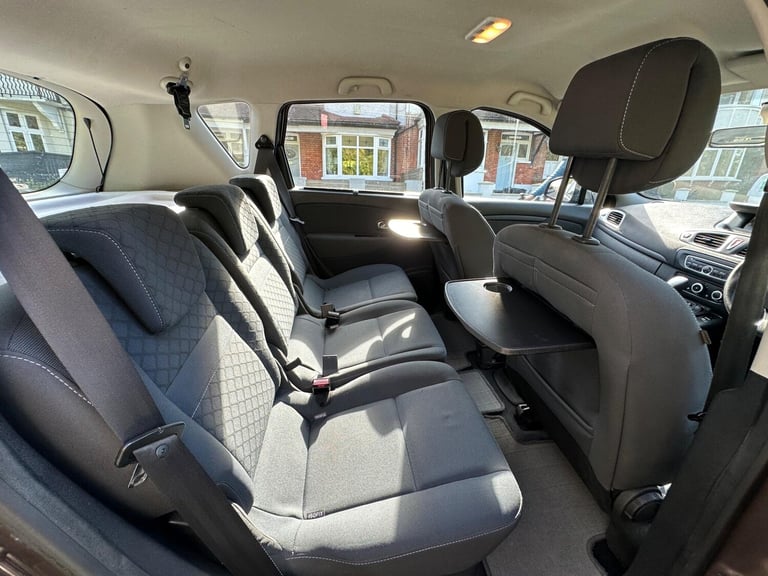 2009 Renault Scenic 2.0 VVT Expression CVT Euro 5 5dr MPV Petrol Automatic