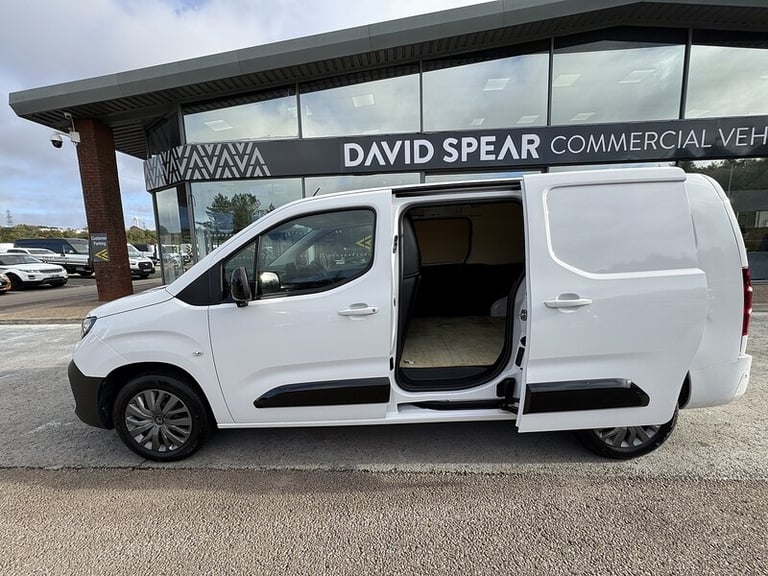 2024 Citroen Berlingo HDi 100ps 950 Driver XL LWB Euro 6 with Air Con, Rev Cam, Sat Nav, Cruise &...