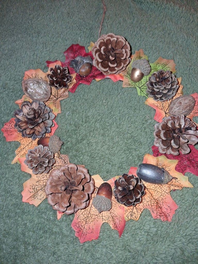 image for Thin & lightweight autumnal door wreath