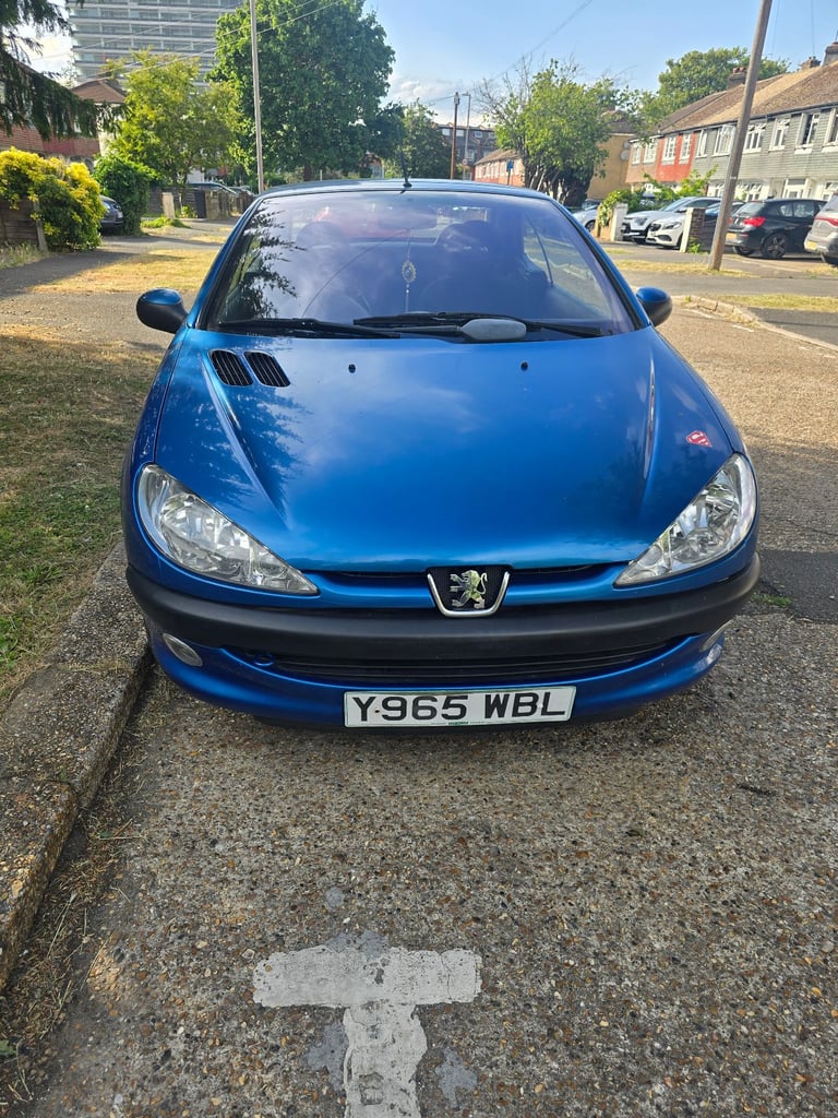 Peugeot, 206, Convertible, 2001, Manual, 1587 (cc), 2 doors