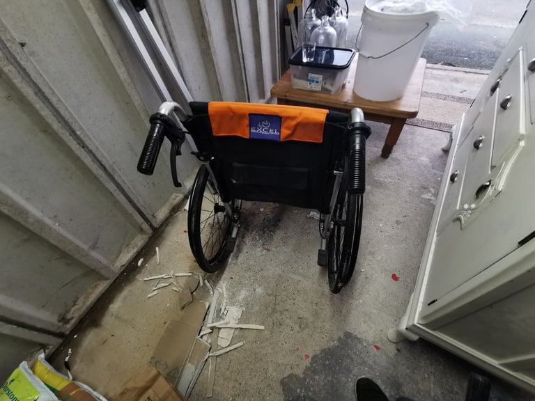 VanOs Excel G-Logic wheelchair 