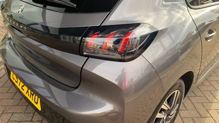 2022 Peugeot 208 1.2 PureTech Allure Premium + Hatchback 5dr Petrol Manual Euro 6 (s/s) (100 Hatc...