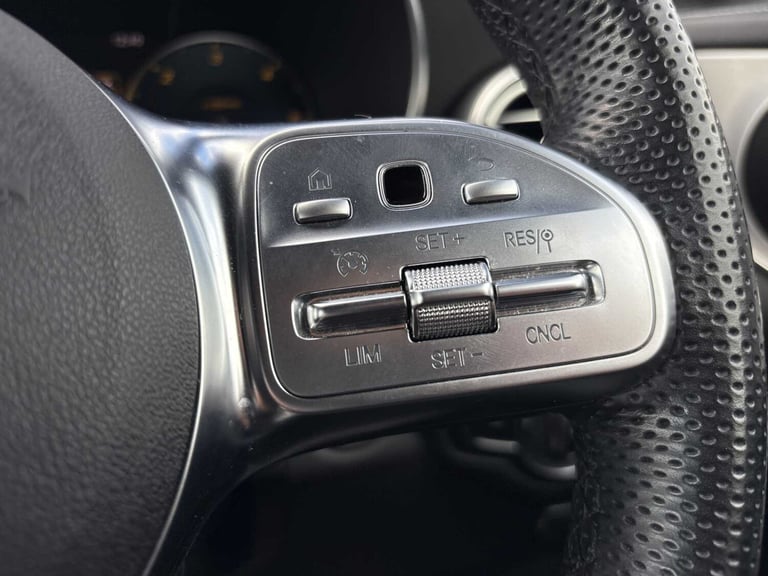 2022 Mercedes-Benz GLC GLC 300d 4Matic AMG Line Premium 5dr 9G-Tronic ESTATE DIESEL Automatic