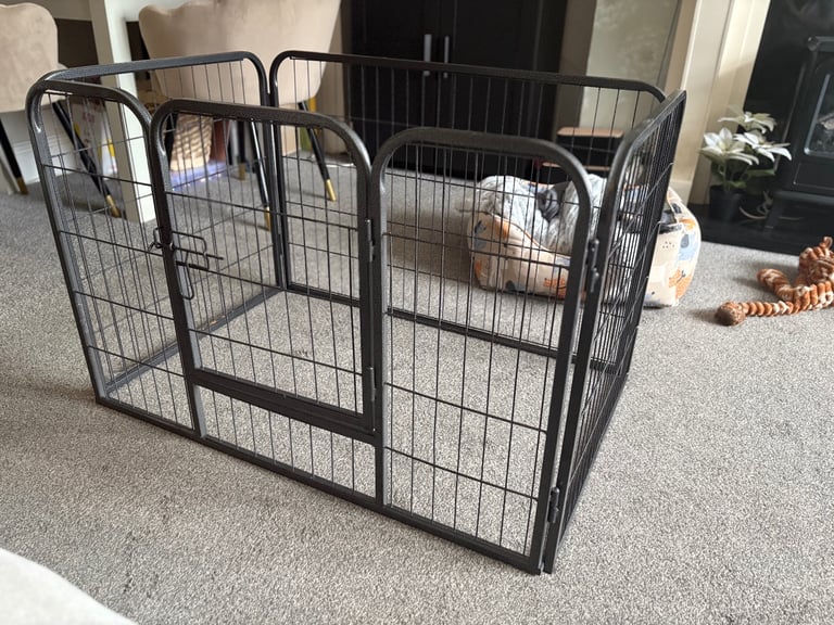 Dog playpen