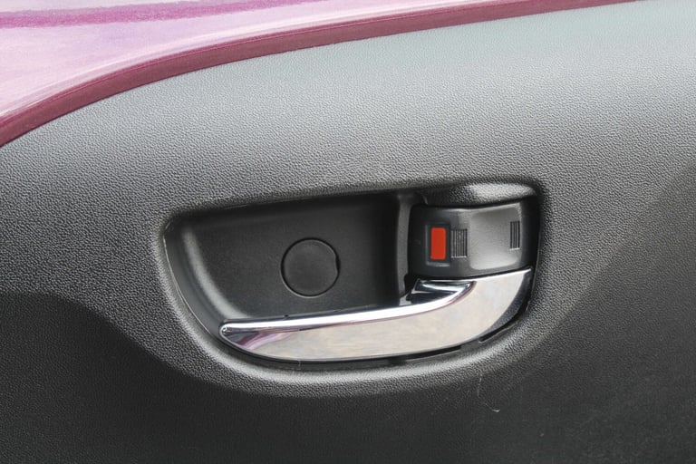 2014 Peugeot 108 1.2 VTi Allure 5dr HATCHBACK PETROL Manual
