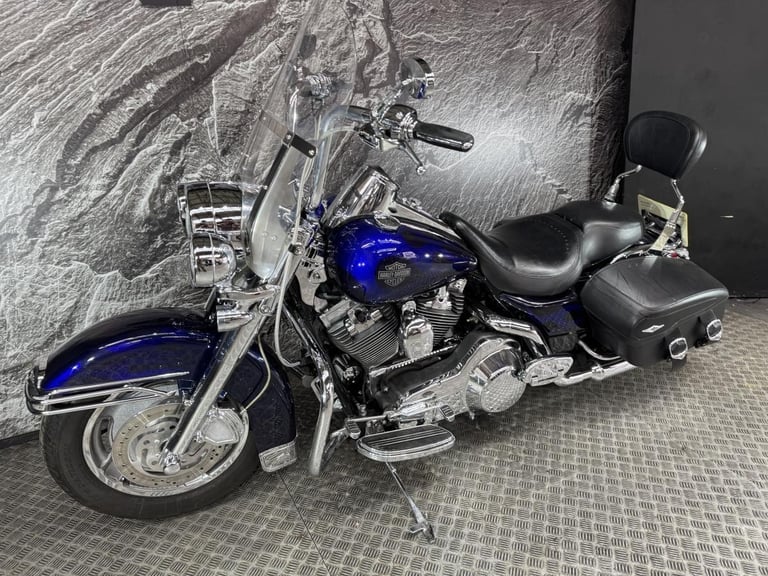 HARLEY DAVIDSON ROAD KING CUSTOM FLHRSI ROAD KING CUSTOM ROADKING 1450 2005