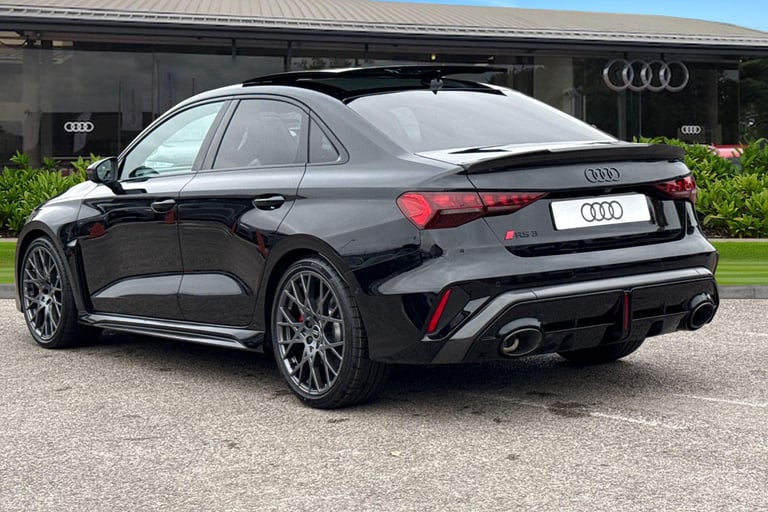 2025 Audi RS3 2.5 TFSI Carbon Vorsprung S Tronic quattro Euro 6 (s/s) 4dr Saloon Automatic
