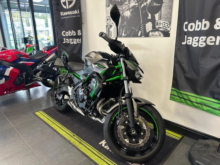 KAWASAKI Z650-1 OWNER-TAIL TIDY-RandG BUNGS-KAWASAKI WARRANTY