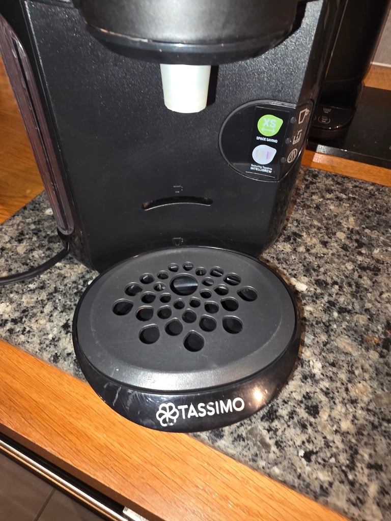 Bosch Tassimo Vivy 2 black Coffee Pod Machine. Auto Hot Drink Chocolate expresso Latte Barista maker