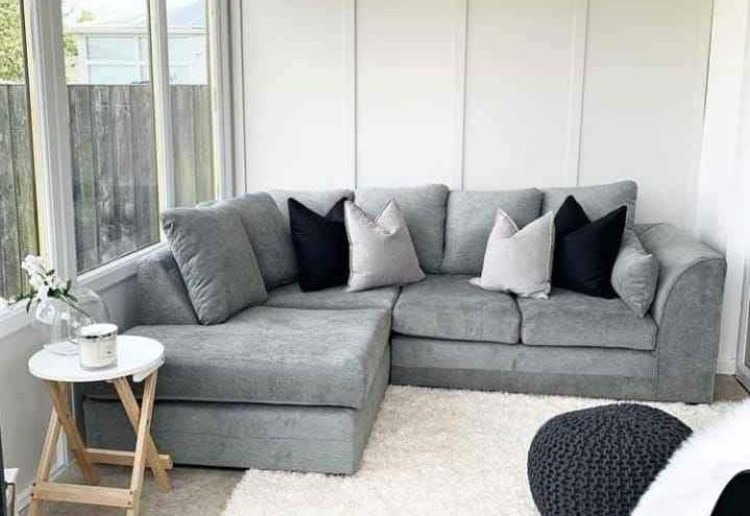 Corner l shape couch sofa in Hornchurch, London Gumtree