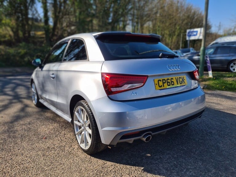 Audi A1 TDI S LINE 1.6