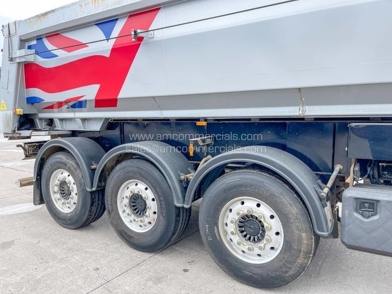 WILCOX BULK TIPPING TRAILER 
