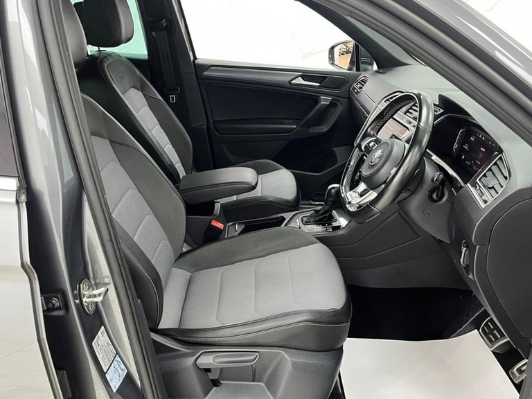 2020 Volkswagen Tiguan 2.0 TDI R-Line Tech SUV 5dr Diesel DSG 4Motion Euro 6 (s/s) (150 ps) ESTAT...