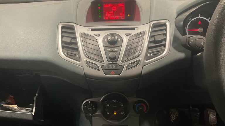( DIESEL - £20 TAX ) FORD FIESTA TDCI 1.6 *MOT- JUNE 2026 *like vauxhall astra corsa focus mazda 2